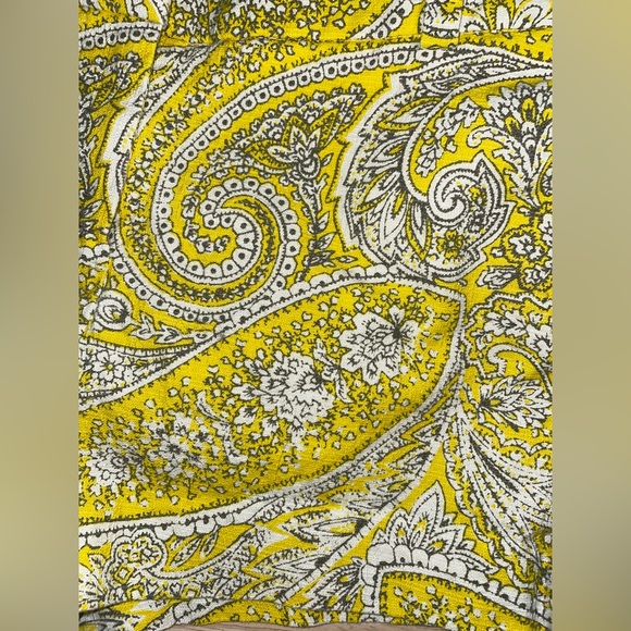 J. Crew yellow white paisley print shorts size 2 - Picture 4 of 5